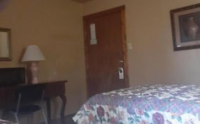 Camino Real Hotel